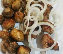 Шашлык из cвинoй шейки