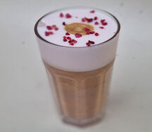 Кофейный напиток Латте малиновый