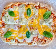 Римская пицца четыре сыра