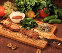 Шашлык из cвинoй шейки
