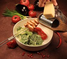 Салат Цезарь с куриной грудкой