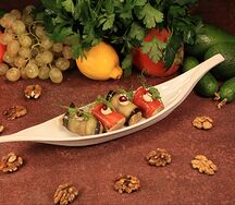 Рулетики из баклажана и сладкого перца