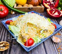 Теплый салат с куриной печенью