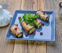 Рулетики из баклажанов с грецким орехом