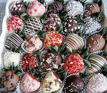 Клубника в шоколаде Banksy L