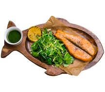 Семга на гриле с соусом