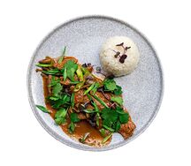 Нежная телятина с рисом