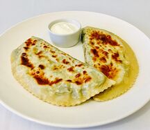 Кутабы с сыром и шпинатом