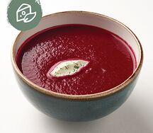 Свекольный крем-суп с творожным сыром