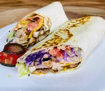 Шаверма в лаваше сырная