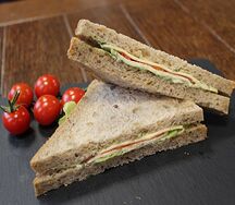 Сэндвич с ветчиной и сыром