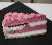 Торт черная смородина