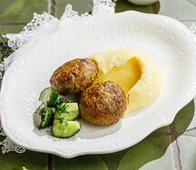 Рыбные котлеты с пюре