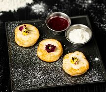 Сырники с топпингом