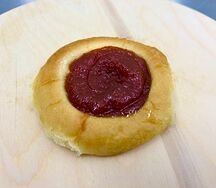 Ватрушка с яблочным джемом