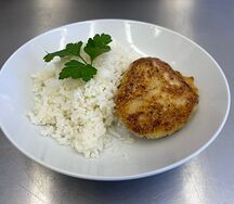 Куриная котлета с рисом