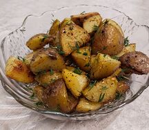 Картофель жаренный с розмарином