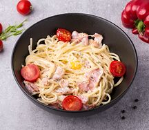 Карбонара с беконом и сливками