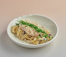 Паста Тальятелле с курицей и грибами
