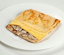 Блин с грибами и сыром