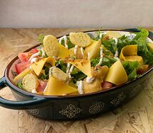 Цезарь с куриными наггетсами