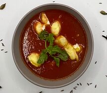 Томатный суп с креветками