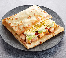 Блин Цезарь с томатным соусом