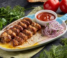 Люля-кебаб с говядиной и сыром