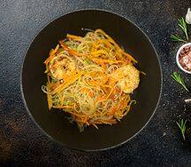 Фунчоза с королевскими креветками 