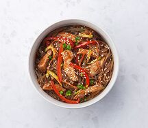 Фунчоза с цыплёнком, овощами и соусом терияки