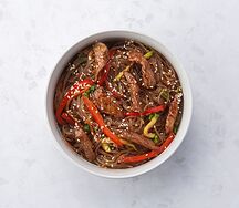 Фунчоза со свининой, овощами и соусом терияки