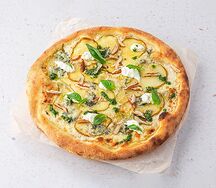 Пицца с грушей и дорблю