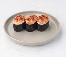 Угорь, запечённый под сырным соусом