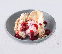 Воздушная меренга с вишней