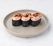 Тунец, запечённый под сырным соусом