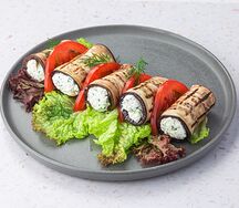 Рулетики из баклажанов с сыром и зеленью