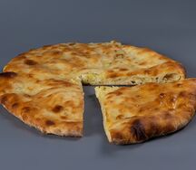 Осетинский пирог с картошкой и сыром
