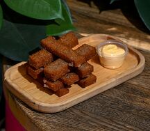 Гренки чесночные