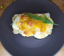 Запечённая горбуша с овощами