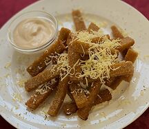Гренки с чесноком и сыром