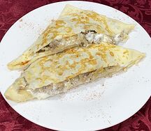 Блин с мясом и луком