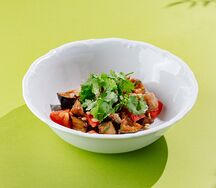 Салат с цыплёнком и баклажаном
