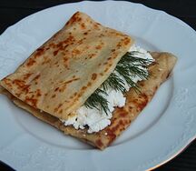 Блины с брынзой и сливками