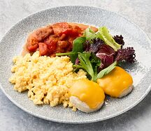 Европейский завтрак со скремблом