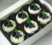 Капкейки шоколадные с вишнёвой начинкой