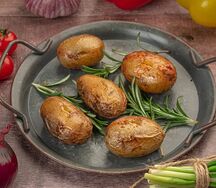 Молодой картофель на углях