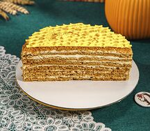 Пирожное Медовик