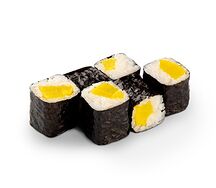 Веганский ролл с такуаном