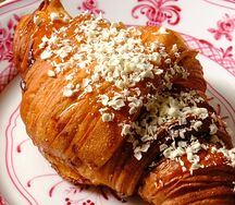 Круассан шоколадный
