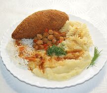 Ассорти с котлетой по-Киевски